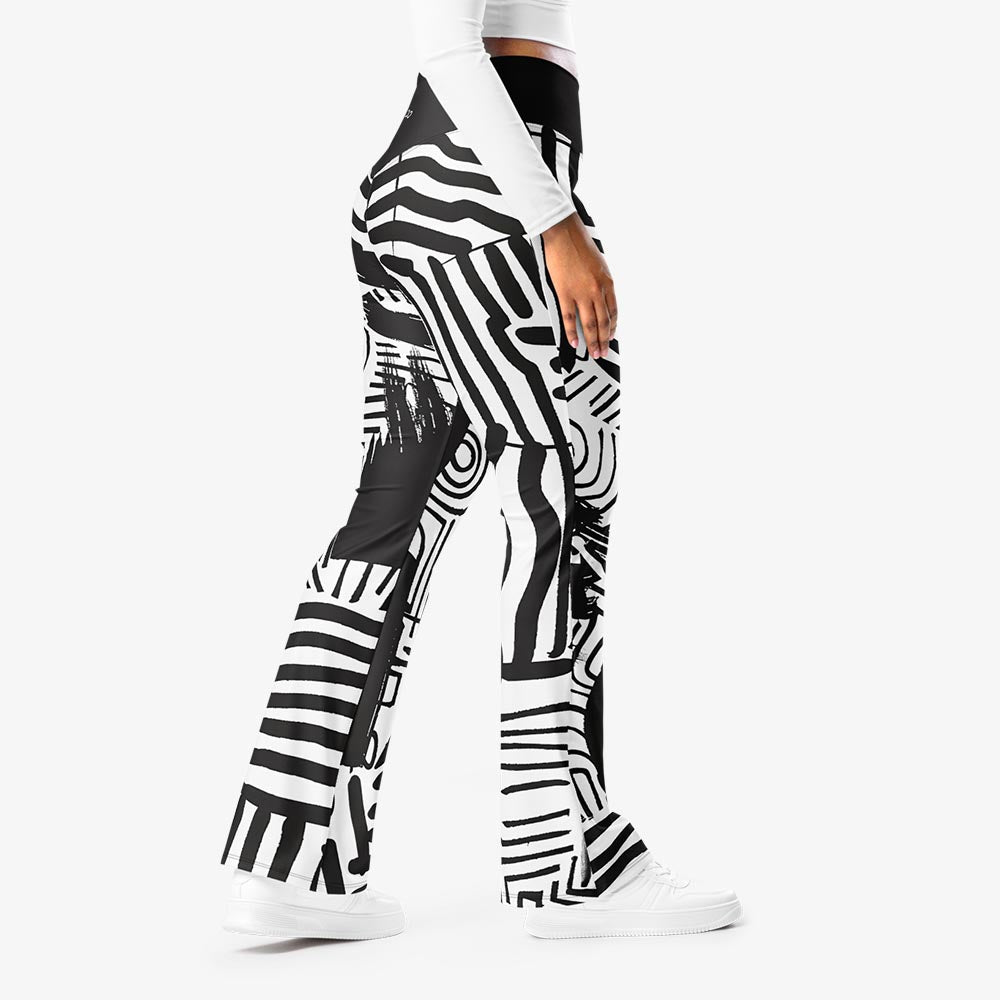 Black & Wow Flare Leggings