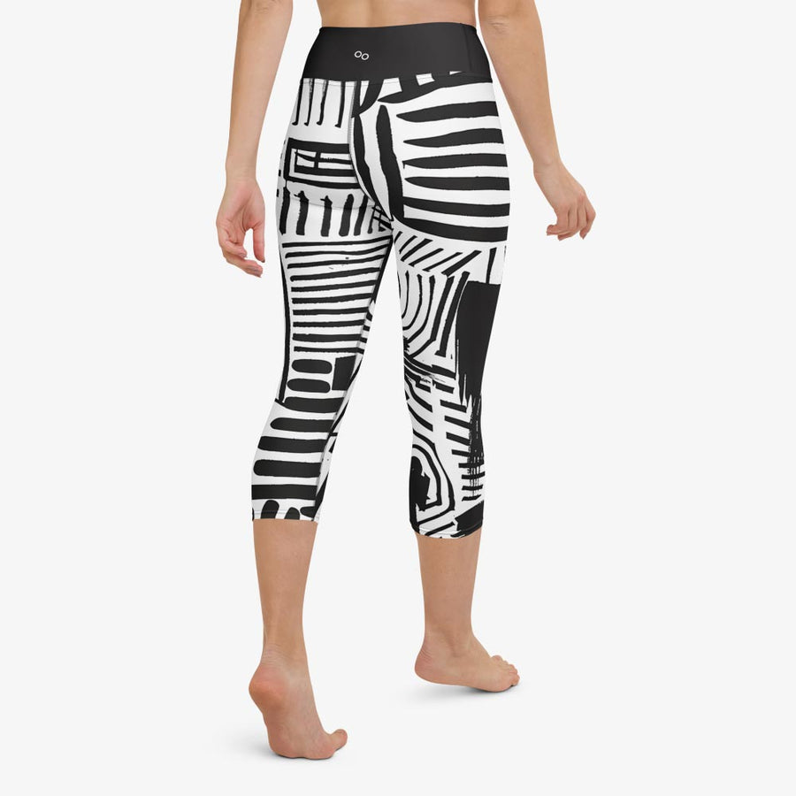 Printed Capris "Black and Wow" Black/White