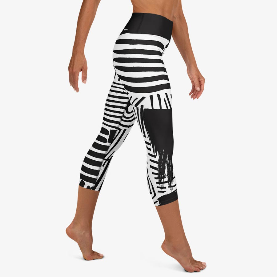 Printed Capris "Black and Wow" Black/White