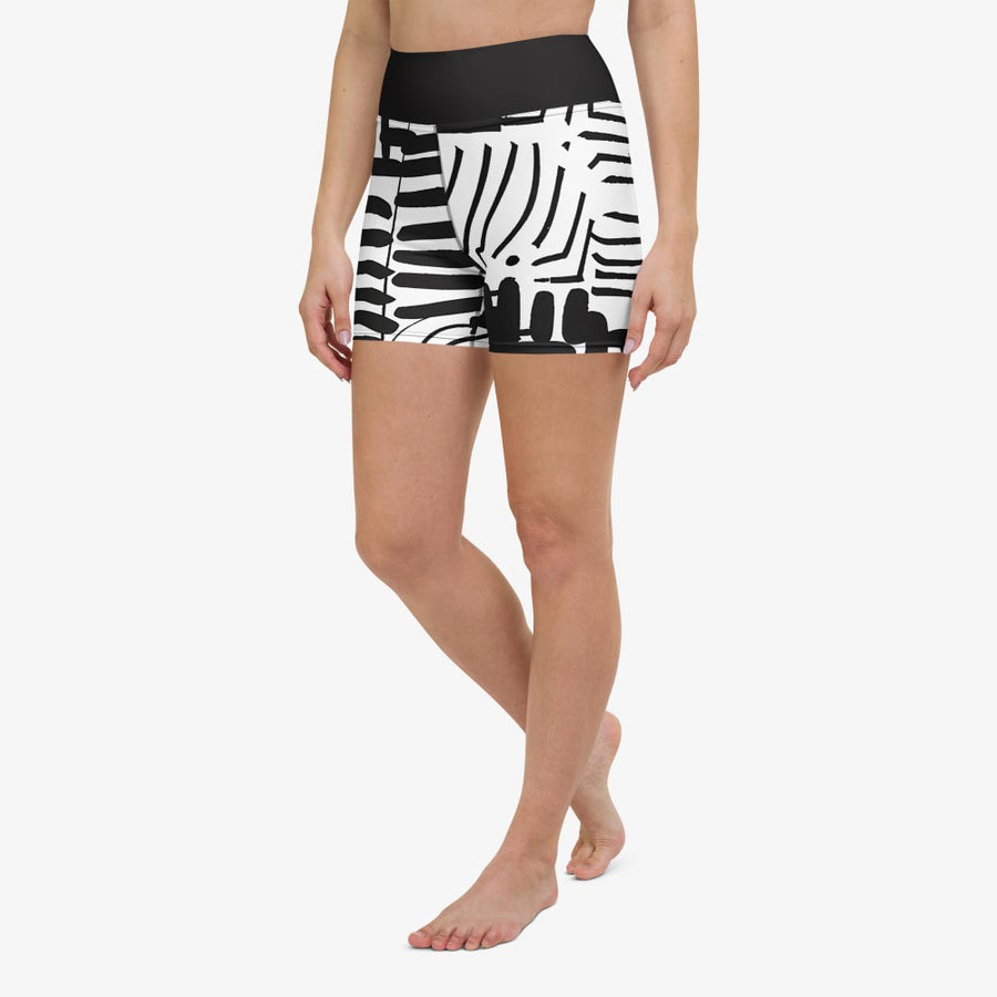 Printed yoga shorts "Black and Wow" Black/White