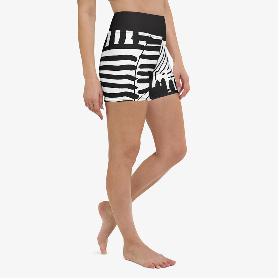 Printed yoga shorts "Black and Wow" Black/White