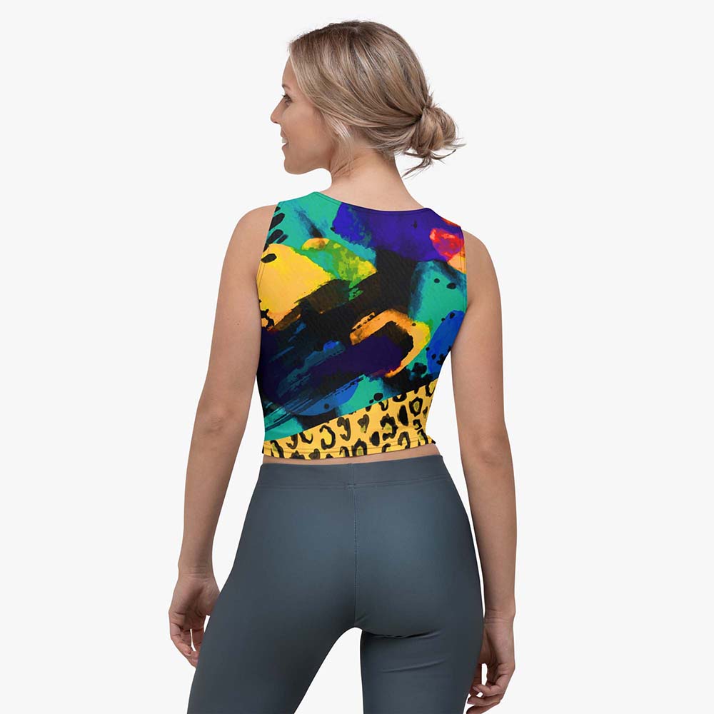 Image explaining how to measure sports bra size.