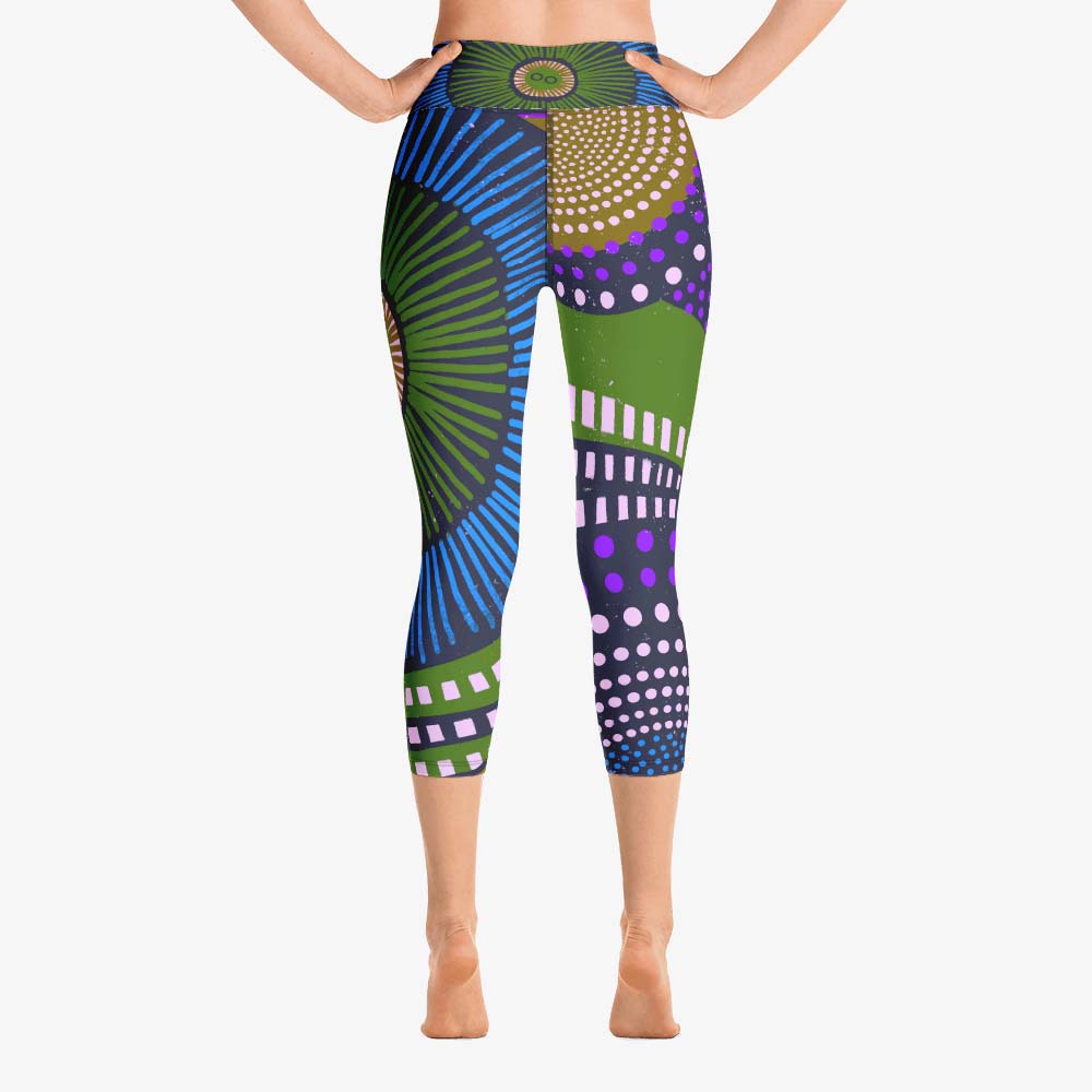 Capri leggings in abstract design
